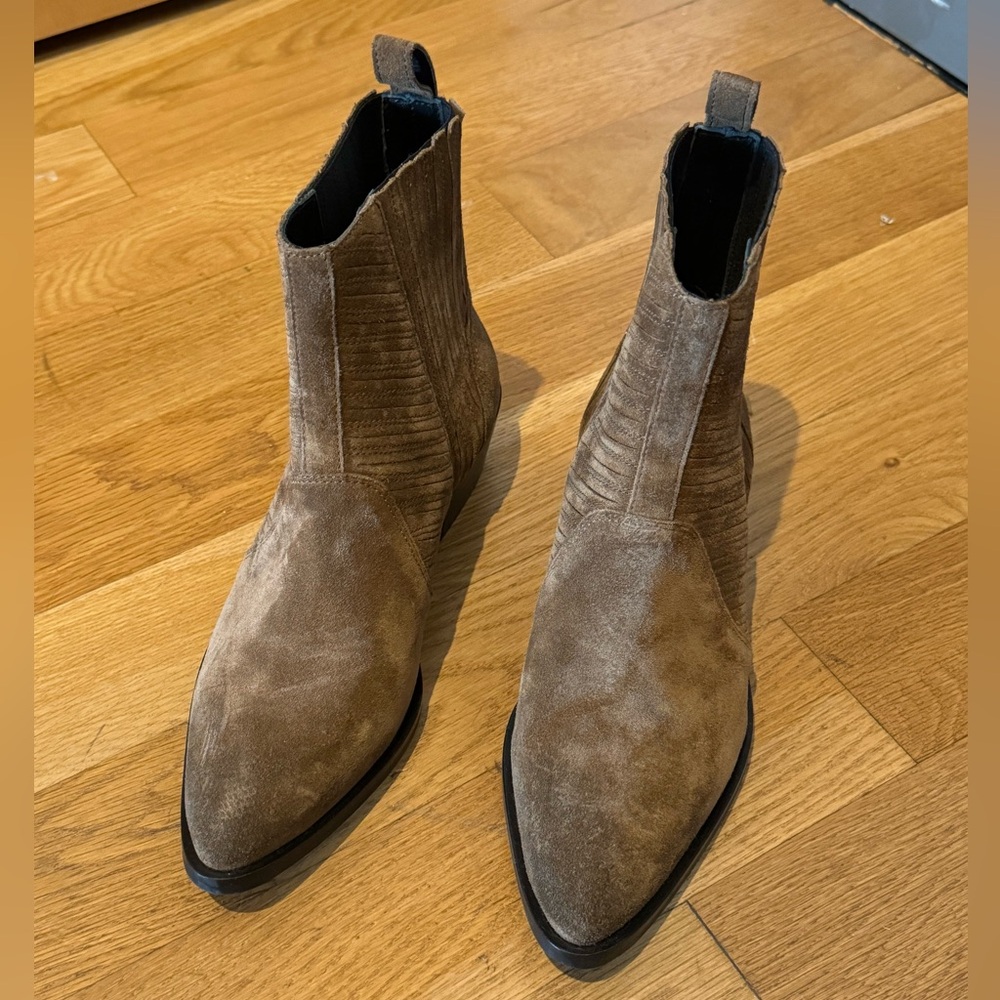 All Saints boots in US7.5